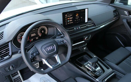Audi Q5, 2024 год, 5 050 000 рублей, 10 фотография