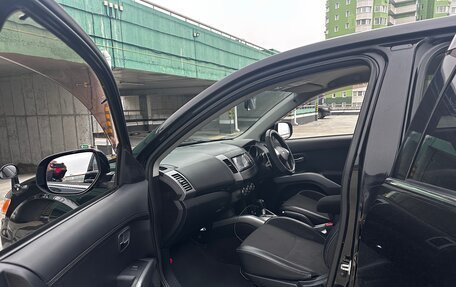 Mitsubishi Outlander III рестайлинг 3, 2010 год, 1 250 000 рублей, 14 фотография