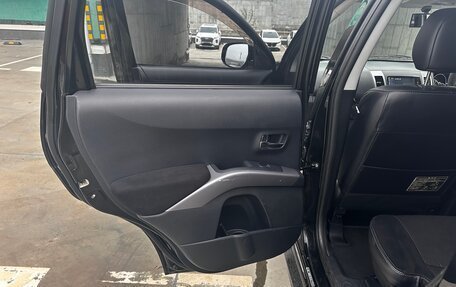 Mitsubishi Outlander III рестайлинг 3, 2010 год, 1 250 000 рублей, 12 фотография