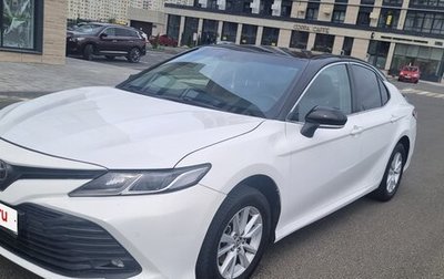 Toyota Camry, 2019 год, 1 720 000 рублей, 1 фотография