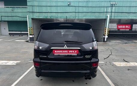 Mitsubishi Outlander III рестайлинг 3, 2010 год, 1 250 000 рублей, 16 фотография