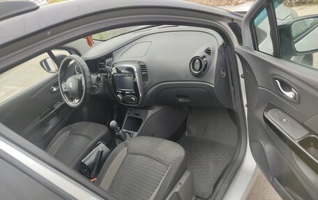 Renault Kaptur I рестайлинг, 2016 год, 1 400 000 рублей, 3 фотография