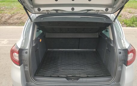 Renault Kaptur I рестайлинг, 2016 год, 1 400 000 рублей, 2 фотография