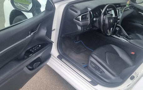 Toyota Camry, 2019 год, 1 720 000 рублей, 12 фотография