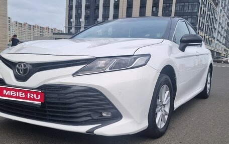 Toyota Camry, 2019 год, 1 720 000 рублей, 11 фотография