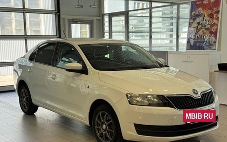 Skoda Rapid I, 2014 год, 1 400 000 рублей, 3 фотография