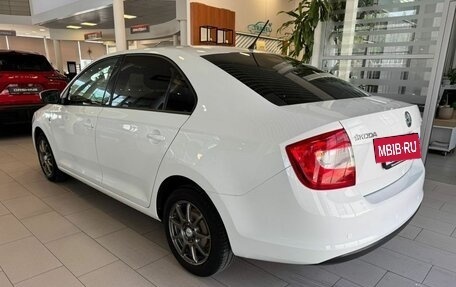 Skoda Rapid I, 2014 год, 1 400 000 рублей, 6 фотография