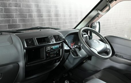 Mazda Bongo IV, 2015 год, 1 150 000 рублей, 10 фотография
