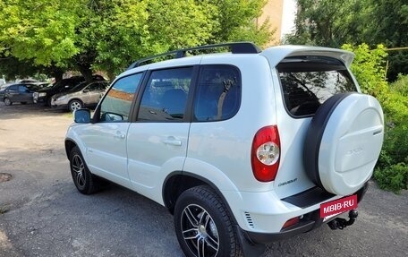 Chevrolet Niva I рестайлинг, 2013 год, 595 000 рублей, 7 фотография