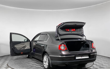 Volkswagen Passat B6, 2007 год, 539 000 рублей, 3 фотография