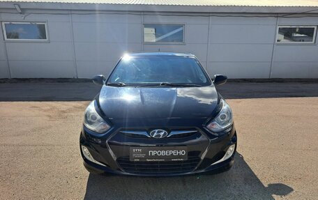 Hyundai Solaris II рестайлинг, 2013 год, 799 000 рублей, 2 фотография