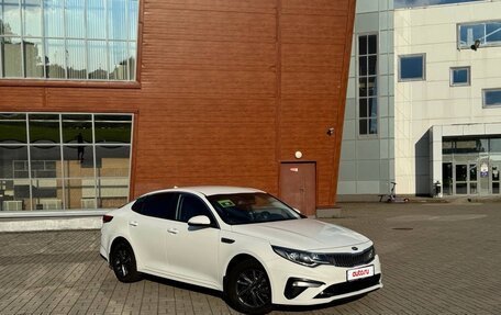 KIA Optima IV, 2019 год, 1 850 000 рублей, 2 фотография