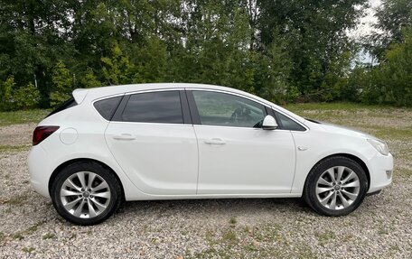 Opel Astra J, 2011 год, 850 000 рублей, 7 фотография