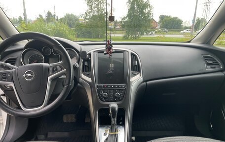 Opel Astra J, 2011 год, 850 000 рублей, 11 фотография