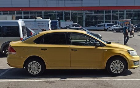 Volkswagen Polo VI (EU Market), 2017 год, 425 000 рублей, 4 фотография