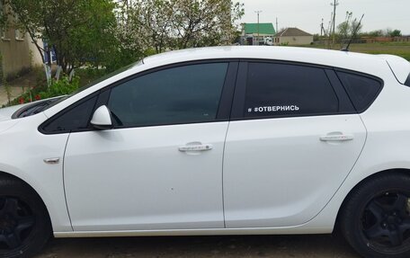 Opel Astra J, 2012 год, 820 000 рублей, 9 фотография