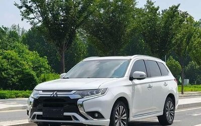 Mitsubishi Outlander III рестайлинг 3, 2022 год, 2 600 080 рублей, 1 фотография