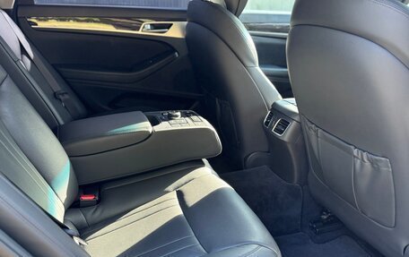Hyundai Genesis II, 2015 год, 1 995 000 рублей, 14 фотография
