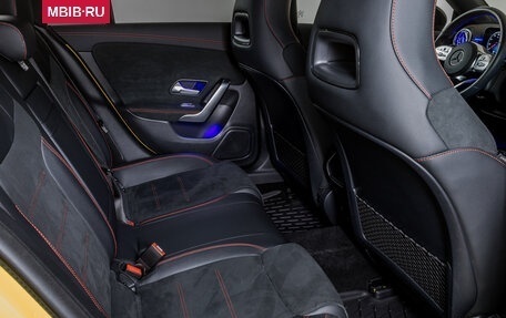 Mercedes-Benz CLA, 2022 год, 4 350 000 рублей, 12 фотография