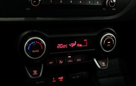 KIA Rio IV, 2017 год, 1 379 000 рублей, 15 фотография