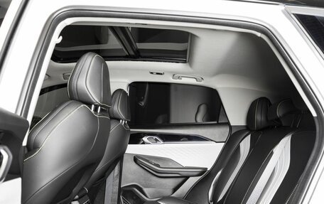Geely Coolray I, 2023 год, 2 100 000 рублей, 12 фотография