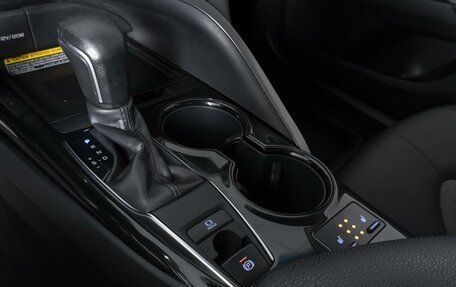 Toyota Camry, 2019 год, 2 170 000 рублей, 12 фотография