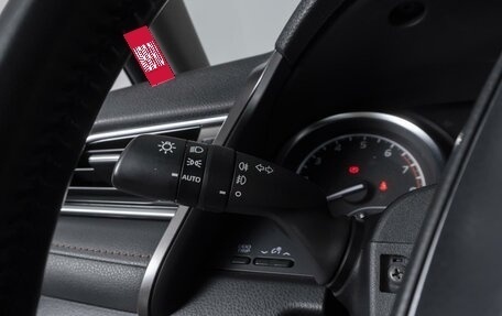 Toyota Camry, 2019 год, 2 170 000 рублей, 16 фотография