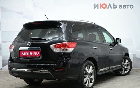 Nissan Pathfinder, 2015 год, 2 115 000 рублей, 7 фотография