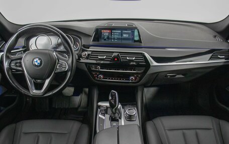 BMW 5 серия, 2017 год, 3 170 000 рублей, 13 фотография