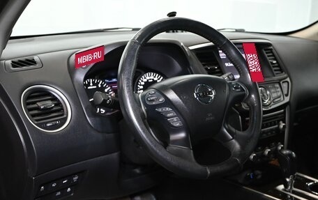 Nissan Pathfinder, 2015 год, 2 115 000 рублей, 16 фотография