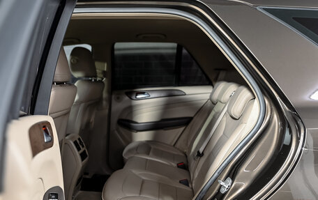 Mercedes-Benz M-Класс, 2012 год, 2 600 000 рублей, 24 фотография