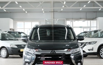 Mitsubishi Outlander III рестайлинг 3, 2019 год, 1 989 000 рублей, 1 фотография