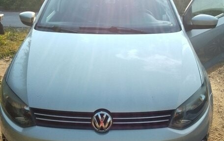 Volkswagen Polo VI (EU Market), 2012 год, 750 000 рублей, 2 фотография