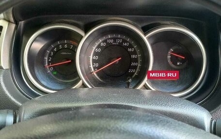 Nissan Tiida, 2010 год, 700 000 рублей, 6 фотография