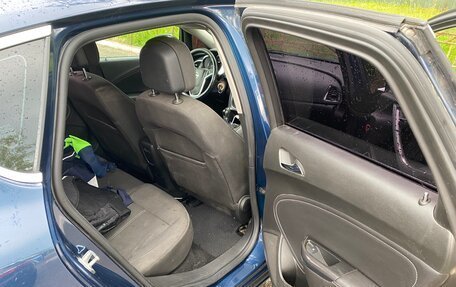 Opel Astra J, 2011 год, 430 000 рублей, 7 фотография