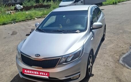 KIA Rio III рестайлинг, 2015 год, 950 000 рублей, 6 фотография