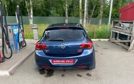 Opel Astra J, 2011 год, 430 000 рублей, 4 фотография