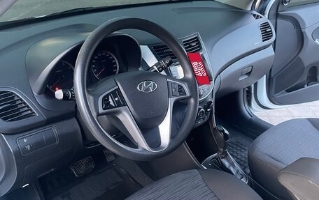 Hyundai Solaris II рестайлинг, 2015 год, 1 300 000 рублей, 11 фотография