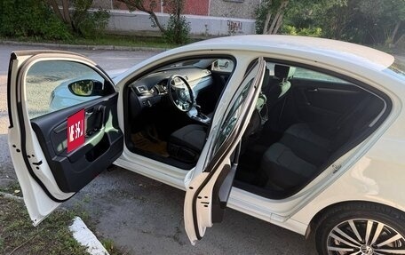Volkswagen Passat B7, 2014 год, 950 000 рублей, 10 фотография