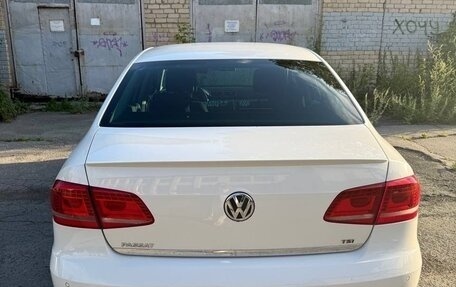 Volkswagen Passat B7, 2014 год, 950 000 рублей, 6 фотография