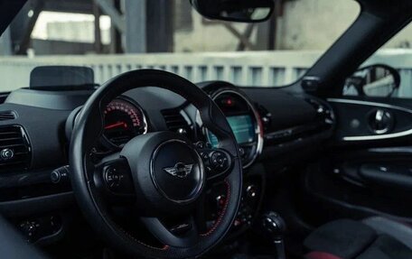MINI Clubman, 2016 год, 2 800 000 рублей, 6 фотография