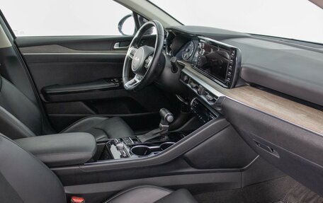 KIA K5, 2022 год, 2 550 000 рублей, 9 фотография