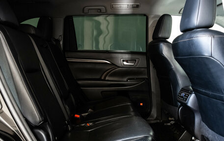 Toyota Highlander III, 2013 год, 2 414 237 рублей, 16 фотография