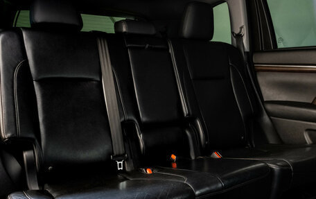 Toyota Highlander III, 2013 год, 2 414 237 рублей, 17 фотография