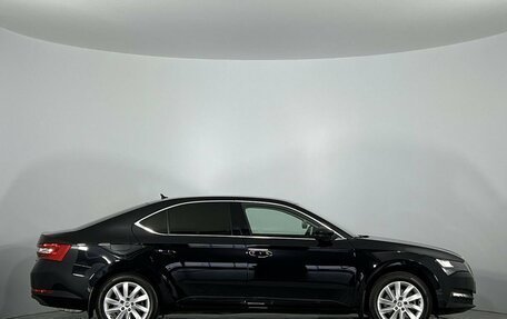 Skoda Superb III рестайлинг, 2021 год, 2 990 000 рублей, 4 фотография