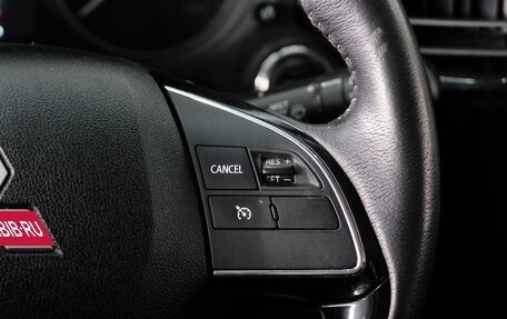 Mitsubishi Outlander III рестайлинг 3, 2019 год, 1 989 000 рублей, 12 фотография