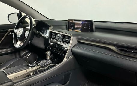 Lexus RX IV рестайлинг, 2018 год, 4 499 000 рублей, 14 фотография