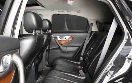 Infiniti QX70, 2013 год, 2 250 000 рублей, 12 фотография