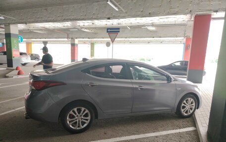 Hyundai Elantra V, 2015 год, 650 000 рублей, 8 фотография