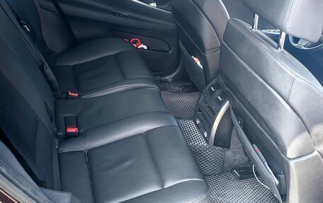 BMW 5 серия, 2011 год, 1 900 000 рублей, 9 фотография